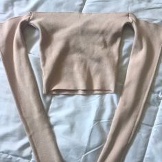 This Forever21 Off Shoulder Light Pink Top Is Long Sleeved. This Top Is Brand New Never Worn. Size Medium. Affordable Forever 21 Cropped Top, Trendy Long Sleeve Beige Crop Top, Fitted Casual Tops For Going Out, Long Sleeve Tops For Going Out In Winter, Winter Long Sleeve Tops For Going Out, Trendy Beige Tops For Night Out, Trendy Fall Tops For Going Out, Trendy Tops For Going Out In Fall, Stretch Tops For Going Out In Winter