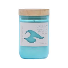 DW Naturals | Essential Oils FRAGRANCE PROFILE Breezy greens, aquatic marines and white aldehydes with soft florals, delicate citrus and moss. DETAILS Large Single Wick Wooden lid accent Burn Time: Approx. 40 hours | Dimensions: 3.45" x 5.45" | Fill Weight: 13.8oz (392g) | Weight: 2.2lbs Hostess Box, Dw Home Candles, Specialty Candles, Wooden Wick Candles, Candle Types, Candles For Sale, Reed Diffusers, Essential Oil Fragrance, Candle Box