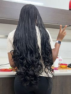 Braids For Black Women With Curls, Box Braids With French Curls, Black French Braids, Black French Curls Braids, Box Braids Hairstyles With Curls, French Curls Braids Black Women, French Box Braids, French Curly Braids, Box Braids Inspiration