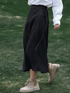 Skirt Wrap Outfit, Dazy Shein, Minimalist Clothes, Long Skirt Fashion, Buy Skirts, Aline Skirt, Korean Fashion Dress, Designer Dresses Casual, Old Dresses