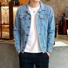 This jacket is very fashionable the color is beautiful it's too beautiful and it's too comfortable to wear. I recommend it Slim Fit Mens Jeans, Mens Casual Jeans, Men Winter Jacket, Casual Denim Jacket, Denim Jacket Fashion, Jean Jacket Men, Retro Jeans, Slim Denim, Winter Jacket Men