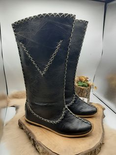 These are genuine leather naturel custom boots. Size: (us men's) 5 to 13.5 Every size Possible. Colours: Naturel brown and black. Materials: Genuine Leather #menboots #leatherboots #flatboots #customboots #handmadeboots #vikingboots #oxfordboots #medievalboots #sale #bemyboots Western Style Boots With Leather Sole For Festivals, Western Boots With Leather Sole For Festival, Traditional Black Boots With Leather Sole, Handmade Black Boots With Round Toe, Handmade Black Leather Boots, Traditional Ankle Boots With Leather Sole, Western Style Closed Toe Festival Boots, Traditional Black Leather Boots, Viking Boots With Rubber Sole And Round Toe