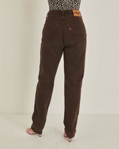 These stylish brown 90s high-waisted mom jeans, Crafted from comfy 100% cotton, these vintage mom jeans will keep you looking effortlessly cool. Let your inner '90s supermodel out to shine! These comfy, 100% cotton jeans will keep you feeling as cool as you look. Material: 100% cotton Measurements: Waist- 32inch, Length Waist - Ankle 43inch Would Best fit size 10 -12 Trees planted : 3 Vintage Mom Jeans, Vintage Mom, High Waisted Mom Jeans, Cotton Jeans, Mom Jean, To Shine, Mom Jeans, Size 10, Trees