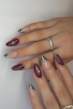 30 Purple Winter Nail Ideas You’ll Wish You Tried Sooner Dark Purple Nails, Winter Nail Ideas, Nails Purple, Purple Christmas, Snowflake Nails, Jelly Nails, Winter Nail Designs, Winter Nail