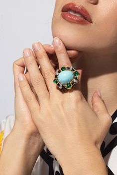 David Webb caviar ring in yellow gold. 18K Yellow Gold, Platinum, Enamel Cabochon turquoise, emeralds, brilliant-cut diamonds 0.55ctw Metal Choker Necklace, Metal Choker, Silver Party, David Webb, Unusual Rings, Chunky Jewelry, Travel Jewelry, Work Jewelry, Put A Ring On It