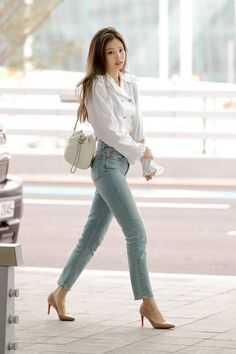 Jungkook Style, Korean Airport Fashion, Outfit Ideas Korean, Celebrity Fashion Outfits, Korean Outfit Street Styles, K Fashion, Top Outfit, Korean Fashion Trends, Chic Outfit