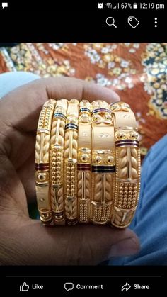 Bangles Jewelry Designs Gold, Jewelry Designs Gold, 22k Gold Bangles, Statement Jewelry Necklace, Gold Bangles Indian, Gold Jhumka Earrings, Antique Gold Jewelry Indian