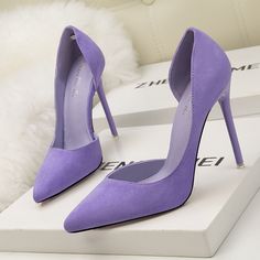 Purple Suede Heels With Pointed Toe, Suede Pointed Toe Court Shoes For Party, Purple Suede Heels For Evening, Purple Suede Evening Heels, Chic Purple Pointed Toe Heels, Purple Suede High Heel Heels, Purple Suede High Heels, Dr Shoes, Basic Heels