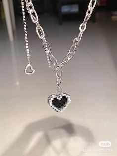 Heart Shaped Jewelry Aesthetic, Aliyacore Aesthetic, Acubi Jewelry, Dark Jewelry, Grunge Jewelry, Pretty Accessories