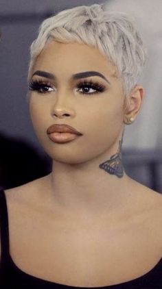 Blonde Short Pixie Haircut Black Women, Short Relaxed Hairstyles, Pelo Afro, Platinum Hair, Short Pixie Haircuts, Cute Hairstyles For Short Hair