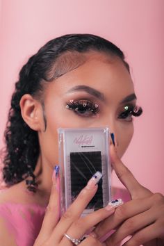 Lash tech, brand shoot, pink brand shoot Lash Extension Photo Shoot, Lash Ceo Photoshoot, Lash Tech Pictures, Lash Tech Professional Photos, Eyelash Tech Photoshoot, Lash Tech Business Photoshoot Ideas, Lash Photoshoot Ideas Black Women, Lash Extension Photoshoot, Lash Shoot Ideas