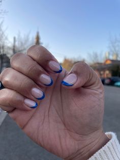 Short Nails For Volleyball Players, Electric Blue French Tips, Neon Blue French Tip Nails, Electric Blue French Tip Nails, Blue Tip Nails French Manicures, Royal Blue French Tip Nails, Fourth Nails, Confirmation Nails, Electric Blue Nails