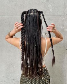 Crazy Hair Day Ponytails, Mosh Pit Hairstyles, Black Edc Outfit, Edm Hairstyles, Edm Hair, Rave Hairstyles, Work Hair, Bored Board, Rave Hair