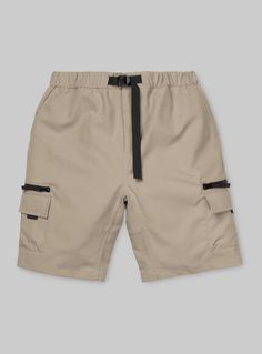 Macho Moda - Blog de Moda Masculina: As BERMUDAS MASCULINAS que estão BOMBANDO (e você ainda não está usando) Short Pants Outfit, Track Pants Mens, Carhartt Work In Progress, Beige Shorts, African Men Fashion, Mens Fashion Casual Outfits, Mens Pants Fashion, How To Make Clothes