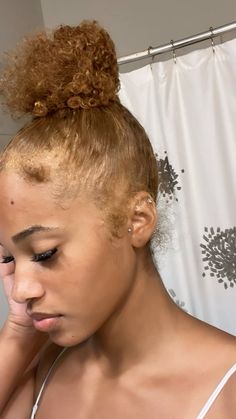 curly hair honey blonde piercings Natural Curly Hairstyles Blonde, Honey Blonde Mini Twists, Light Blonde Natural Hair, Honey Blonde Tips On Natural Hair, Honey Blonde And Black Hair, Honey Blonde Hairstyles For Black Women, Honey Blonde Hair Natural Hair, Brown And Honey Blonde Hair, Solid Honey Blonde Hair