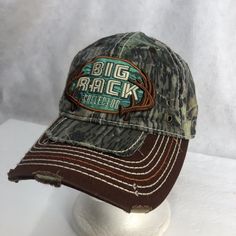 In Good Used condition! There may be some minor flaws, See pictures for more details. All of my items come from a smoke free home  I ship out same or next business day (not Saturdays or Sundays) Please let me know if you have any questions, I respond quickly Outdoor Distressed Visor Hat, Brown Distressed Hats For Outdoor, Outdoor Brown Snapback Hat With Letter Print, Brown Casual Baseball Cap For Hunting, Hunting Camo, Hunting Hat, Hat Cap, Camouflage, Trucker Hat