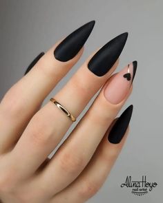 23+ Elegant Black & Pastel Pink Nail Ideas For 2024 - DrExplains Pastel Pink Nails, Nails Feet, Thanksgiving Nails, Nails Polish, Black Nail, Funky Nails, Fancy Nails, Matte Nails