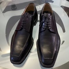 Ermenegildo Zegna Black Lace Up Dress Shoes. Good Condition. Made In Italy. Leather Sole. Us 10.5. Luxury Square Toe Leather Shoes For Business, Black Square Toe Oxfords For Business, Elegant Formal Oxfords With Square Toe, Elegant Black Square Toe Oxfords, Luxury Leather Shoes With Square Toe For Formal Occasions, Formal Square Toe Leather Dress Shoes, Formal Leather Dress Shoes With Square Toe, Elegant Moc Toe Oxfords For Formal Occasion, Evening Plain Toe Oxfords