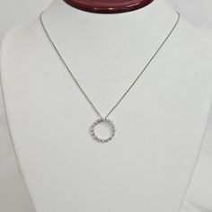 A lovely Necklace fit for your occasion. Our handcrafted authentic Natural White Diamond Necklace will catch everyone’s attention. We only use natural white diamonds from fair trade mines and use high quality diamonds. The eye-catching sparkle of this piece is absolutely breathtaking!We celebrate with you together whether it's an engagement or wedding or anniversary! _____________________FEATURES+ Made to Order, All Handmade Jewelry+ Metal type: Solid 14K Gold ( Yellow gold, Rose gold, White gol Gold Simple Necklace, Round Diamond Pendant, White Diamond Necklace, Gold Necklace Simple, Jewelry Metal, Diamond Anniversary, Lovely Necklace, Circle Necklace, Simple Necklace