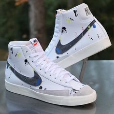 Shoes Are In Excellent Condition. Does Not Come With Box. 100% Authentic Guarantee. Item Has Been Steam Sanitized For Sale. We Are The Creators Of All Images Presented In The Listing. Images In Listing, Show The ‘Exact Condition’ Of The Item. Nike Blazer Mid 77 Paint Splatter Men's Size 10.5 Dc7331-100 White High-top Sneakers With Paint Splatter, White Paint Splatter Sneakers With Round Toe, White Lace-up Sneakers With Paint Splatter, Nike Casual Sneakers With Paint Splatter, White Custom Sneakers With Paint Splatter For Sports, White Custom Paint Splatter Sneakers For Sports, Sporty White Custom Sneakers With Paint Splatter, White Sporty Custom Sneakers With Paint Splatter, White Sole Sneakers With Paint Splatter And Round Toe