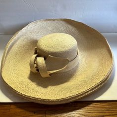 Beautiful Never Worn Marpy Hat’s Genuine Panama Made In Ecuador Handwoven 100% Straw Hat About 18” Across, Hat Opening Measures Approximately 21” Around Wide Brim Straw Hat One Size, Solid Color Wide Brim Straw Hat One Size, Solid Color Wide Brim Straw Hat, Wide Brim Toquilla Straw Hat For Kentucky Derby, Adjustable Wide Brim Cloche Hat For Kentucky Derby, Curved Brim Sun Hat For The Kentucky Derby, Beige Wide Brim Straw Hat For Kentucky Derby, Flat Brim Straw Hat In Solid Color, One Size, Cream Straw Hat With Curved Brim