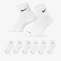 Comfort Plus Support. The Nike Everyday Plus Cushioned Socks Bring Comfort To Your Workout With Extra Cushioning Under The Heel And Forefoot And A Snug, Supportive Arch Band. Sweat-Wicking Power And Breathability Up Top Help Keep Your Feet Dry And Cool To Help Push You Through That Extra Set. Benefits Cushioning Under The Forefoot And Heel Helps Soften The Impact Of Your Workout. Dri-Fit Technology Helps Your Feet Stay Dry And Comfortable. Band Around The Arch Feels Snug And Supportive. Breathab Nike Ankle Socks, Nike Crew Socks, Socks Nike, Cute Nike Outfits, Nike Socks, Cute Nikes, Nike Tech, Cute Socks, Black White Fashion