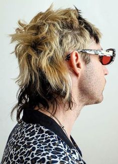 Mens Ombre Hair, Blond Mullet, Mens Mullet, Modern Mullet Haircut, Mullet Haircuts, Bleached Hair Men, Mullet Hairstyles, Short Mullet, Date Hairstyles