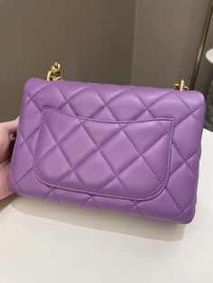 Chanel 22P Pending CC Flap BagPurple Lambskin Enamel AGHWSize 21.5 x 14 x 5 cmSingle chain drop 53 cmDouble chain drop 30 cmMicrochipFeb 20229.9/10 Like New (minimal storage signs if any otherwise like new)Includes full set box, dust bag and receiptPrice was 5900 sgdPrice now 5400 sgd 4080 usd CN5991-01 Luxury Purple Shoulder Bag, Classic Purple Shoulder Bag, Purple Leather Shoulder Bag With Chain Strap, Luxury Purple Shoulder Bag With Chain Strap, Luxury Purple Shoulder Bag With Gold-tone Hardware, Formal Purple Shoulder Bag With Chain Strap, Purple Chain Strap Shoulder Bag For Formal Occasions, Minimal Storage, Gold Ounce