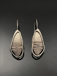 Silhouette Earring, Contemporary Jewelry Design, Metalwork Jewelry, Metalsmithing Jewelry, Jewelry Artist, Metal Clay Jewelry, Jewelry Design Inspiration, Brown Jewelry, Modernist Jewelry