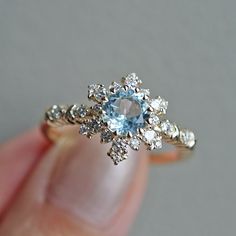 Snowflake Ring, Wedding Rings Art, Cute Engagement Rings, Future Engagement Rings, Morganite Diamond, Topaz Engagement Ring, Delicate Beauty, Crystal Figurines, Fantasy Jewelry