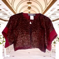 Glistening Romantic Burgundy Jacket / Top By List. This Item Would Look Fabulous With A Great Pair Of Jeans. So That You Could Dress Up Your Look Just The Right Amount.! Made In Italy By List, Synonymous With Quality And Design Creativity. 100% Polyester With The Look And Feel Of Silk. Details - Crpe, Lam, No Appliqus, Solid Color, Deep Neckline, Single-Breasted , No Pockets, Short Sleeves. Navy Blue Crop Top, Burgundy Crop Top, American Eagle Crop Top, Green Corset, Zara Tank Top, Burgundy Jacket, Cropped Zip Up, Sequin Crop Top, Red Crop Top