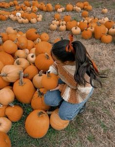 #fall #autumn Light Autumn Aesthetic, Aesthetic Pumpkin, Pumpkin Patch Photoshoot, Pumpkin Patch Pictures, Hey Pumpkin, Studera Motivation, Stile Blair Waldorf, Fall Pics, Fall Mood Board