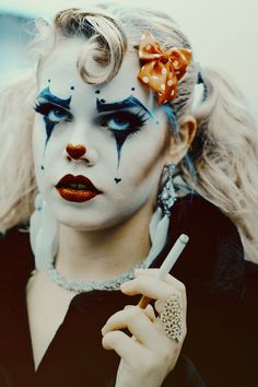 Costume inspiration #performancecostume #aerialsilk #trapeze #circus Circus Fancy Dress Women, Circus Photoshoot, Scary Clown Halloween Costume, Circus Freaks, Rodeo Clown, Circus Makeup, Clown Halloween Costumes, Dark Circus