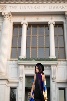 law graduate in cap and hood outside of Main Stack library at UC Berkeley, berkeley Law grad, Latina, Latina Doctorate Graduation Pictures, Columbia Graduation, Phd Graduation Photos, Law School Graduation Pictures, Latina Graduation, Engineering Graduation, Master Graduation, Msw Graduation, Doctoral Graduation