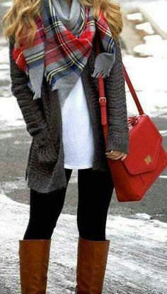 Style Fall Fashion Coats, Red Purse, Blazer Outfit, Mode Casual, Winter Trends, Thanksgiving Outfit, Casual Blazer, Blanket Scarf, 가을 패션