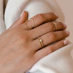 Minimalist Diamond Open Ring, Elegant Gold Crystal Ring With Simple Design, Minimalist Open Promise Ring, Modern Stackable Crystal Ring In Yellow Gold, Minimalist Everyday Crystal Ring, Everyday Simple Round Diamond Ring, Minimalist Everyday Diamond Ring With Open Design, Everyday Minimalist Round Diamond Ring, Modern Everyday Gold Diamond Ring