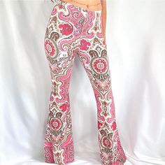 Never Worn Super Cute And Soft Feel Stretchy Size M Just Cleaning Out My Closet. Printed Retro Bottoms, Chic Cream Floral Print Bottoms, Spring Patterned Stretch Bottoms, Spring Patterned Bottoms With Paisley Print, Spring Paisley Print Patterned Bottoms, Feminine Beige Bottoms With Floral Print, Feminine Beige Floral Print Bottoms, Feminine Stretch Floral Print Bottoms, Feminine Fitted Floral Print Bottoms