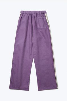 A casual wide-leg pant in softened cotton. Featuring a pop of color in purple and front and rear patch pockets. An elastic waist with tie-front and laidback fit feel as good on as your oldest trackies, but these pants are made to be seen. Finished with side stripe trim detail. Florida Woman, Casual Wide Leg Pants, Knit Alpaca, Brand Sale, Side Stripe, Trim Detail, Wide Leg Pants, Best Sellers, Sweater Top