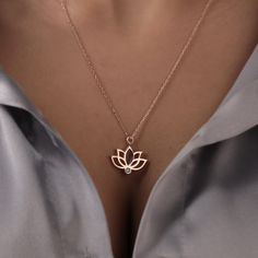 -Lotus Flower Necklace, Sterling Silver Necklace With Stone, Valentine's Day Gift, Special Gift For Mom, Jewerly For Women, Custom Flower Necklace, Minimalist  Flower Pendant MATERİALS: -We use finest high-quality 925 sterling silver for all our jewerly.    -All our jewerly is made by hand with love and care in our localshop. COLOUR:  -Silver, Gold, Rose Gold. GİFT BOX: -Your purchaise  will arrive with LOVELY GIFT BOX.  You will be happy with our pockage. -Our Silver Jewelry is a good present for many occasions. For example; New Year Gift, Christmas Gift, Wedding Gift, Valentine's Day Gift, Girlfriend Gift, Teacher Gift, College Gift, Graduation Gift, Mother Gift, Grandma Gifts, Doughter Gift, Anniversary Gift.   SHIPPING AND PROCESSİNG: -All jewelry  purchased will be shipped within 2- 5 Sterling Silver Flower-shaped Jewelry For Mother's Day, Sterling Silver Flower Jewelry For Mother's Day, Rose Gold Flower Shaped Necklace As Gift For Mom, Rose Gold Flower-shaped Necklace Gift For Mom, Rose Gold Flower Shaped Necklace For Mom, Rose Gold Flower-shaped Necklace For Mom, Mother's Day Sterling Silver Flower Shaped Jewelry, Mother's Day Flower Shaped Sterling Silver Jewelry, Rose Gold Sterling Silver Charm Necklace With Flower Charm