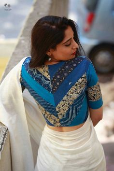 Patchwork Blouse, Blouse Designs High Neck, Cotton Blouse Design, Cloth Texture, Cotton Saree Blouse Designs, Nature Motifs, Saree Blouse Neck Designs, New Saree Blouse Designs, Latest Model Blouse Designs