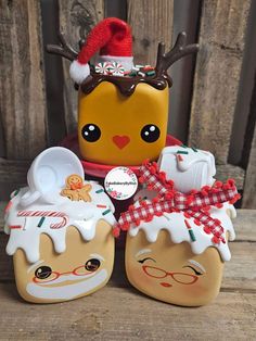 two ceramic dishes with christmas decorations on them