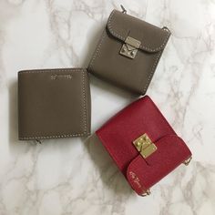 Выкройка кожаного чехла для телефона Кожа своими руками - Etsy Канада Square Leather Wallet For Everyday Use, Leather Square Wallet For Everyday Use, Trendy Leather Coin Purse Gift, Pouch Wallet With Detachable Strap As Gift, Rectangular Wallets With Detachable Strap, Wallets With Detachable Strap And Pouch Shape, Rectangular Wallets With Detachable Strap As Gift, Wallet With Detachable Strap And Pouch Shape As Gift, Evening Bag Pattern