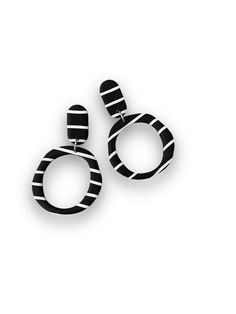 Black and White Hoops!   These stunning statement earrings have been handmade using hand rolled polymer clay and surgical steel posts and backs.  The drop length is approx 35mm.  They are super light to wear and look fabulous on.  A great gift idea. Black And White Earrings, Earrings Clay, Earrings Black, White Earrings, Diy Earrings, Clay Earrings, Statement Earrings, Jewelry Earrings Dangle, White Stripe