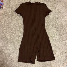 Brand New Never Wore Shein Size Us 6 And Size Medium In Shein Chivalry Brown Ribbed Romper! Runs True To Size And Also Has A Zipper In Back Of One Piece! Casual Fitted Ribbed Jumpsuits And Rompers, Brown Fitted Jumpsuit With Short Sleeves, Fitted Brown Jumpsuit With Short Sleeves, Brown Fitted Short Sleeve Jumpsuit, Brown Fitted Short-sleeve Jumpsuit, Fitted Brown Short Sleeve Jumpsuit, Brown Romper Outfit, Brown Romper, High Waisted Shorts Outfit