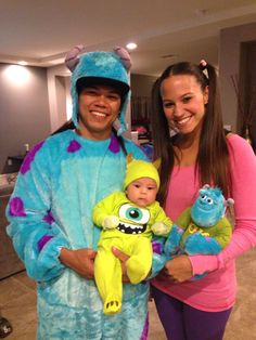 Mother Son Halloween Costumes, Monsters Inc Halloween Costumes, Matching Family Halloween Costumes, Family Halloween Costume Ideas, Family Themed Halloween Costumes, Boo Costume, Old Halloween Costumes, Family Halloween Costume