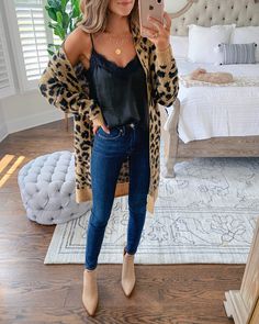 Nordstrom Anniversary Sale Guide 2019 + GIVEAWAY – Southern Curls & Pearls Retail Outfits Work Casual Summer, Leopard Skirt Outfit, Stylish Fall Outfits, Mode Casual, Trendy Summer Outfits, Winter Trends, Cute Fall Outfits, Outfits Casual