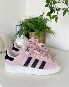 Black Shoes Adidas, Zapatillas Louis Vuitton, Adidas Campus 00, Adidas Campus Shoes, Campus 00, Preppy Shoes