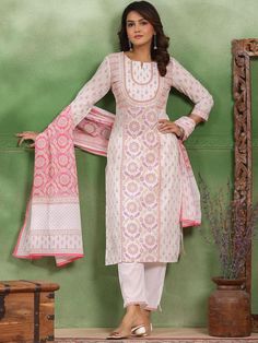 Women Floral Printed Regular Aari Work Pure Cotton Kurta with Palazzos & With Dupatta PRODUCT DETAILS  Pink printed Kurta with Palazzos with dupatta Kurta design: Floral printed Straight shape Regular style Round neck, three-quarter regular sleeves Na pockets aari work detail Calf length length with straight hem Pure cotton machine weave fabric Palazzos design: Solid Palazzos Partially elasticated waistband Slip-on closure Size & Fit The model (height 5'8) is wearing a size S Material & Care Kurta fabric: CottonBottom fabric: CottonDupatta fabric: CottonWash Care:Machine Wash Specifications Sleeve Length Three-Quarter Sleeves Top Shape Straight Top Type Kurta Bottom Type Palazzos Dupatta With Dupatta Top Pattern Printed Top Design Styling Regular Top Hemline Straight Top Length Calf Length Transitional White Kurta With Printed Motifs, Traditional White Anarkali Set With Printed Motifs, Transitional Pink Salwar Kameez With Printed Motifs, Traditional Pink Lawn Suit For Transitional Season, Traditional Pink Lawn Suit, Traditional Pink Kurta With Printed Motifs, Traditional Pink Churidar With Printed Motifs, White Mulmul Dupatta With Printed Motifs, White Traditional Wear With Printed Motifs For Navratri