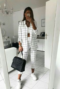 Pants Outfit Casual, Outfit Chic, Fashion Goals, Woman Suit Fashion, Fancy Outfits, Business Casual Outfits, Suit Fashion