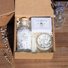 This luxurious spa gift box is the perfect way to celebrate a lovely lady in your life!  Made-To-Order, by Hand, With Care: * Ethically sourced, France, USA & Canada raw materials * Complimentary gift wrapping and gift message available * Swift, traceable shipping - scent with love * Free shipping on all US orders * Handmade by people who love what they do * Products are formulated with ingredients of the highest quality. 100% natural. Not tested on animals. Lavender Bath Salt 8.5oz: * Indulge i Spa Boxes Gift, Spa Night Box Gift, Spa In A Box Gift Diy, Spa Birthday Gift Basket For Sale, Diy Spa Gifts Baskets, Diy Spa Gifts, Luxury Spa Gift Set, Spa Gift Basket, Gift Boxes For Women